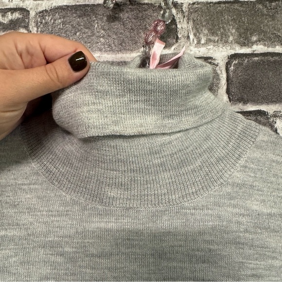NWT Express mock neck turtleneck sweater gray merino wool blend - Picture 3 of 12